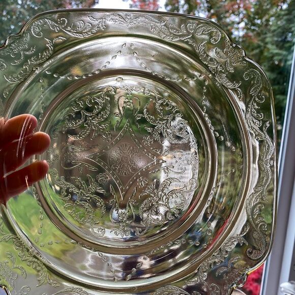 2 Depression Glass MADRID AMBER Dinner Plates Yellow 9" Federal Company lot - Picture 2 of 12